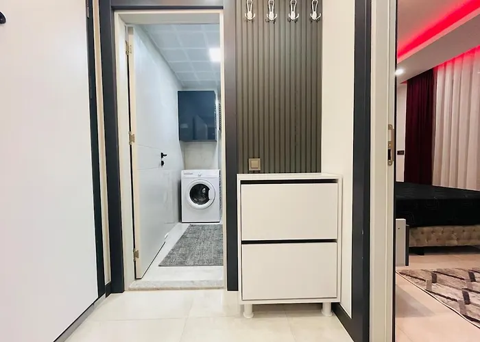 4 Custom Design Fast Wifi Apartment Antalya