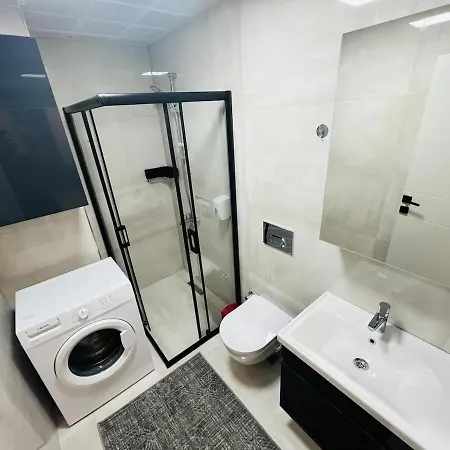 4 Custom Design Fast Wifi *